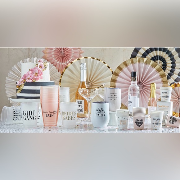 NWT “Girl Gang” 8 Frost Cups - Picture 3 of 8